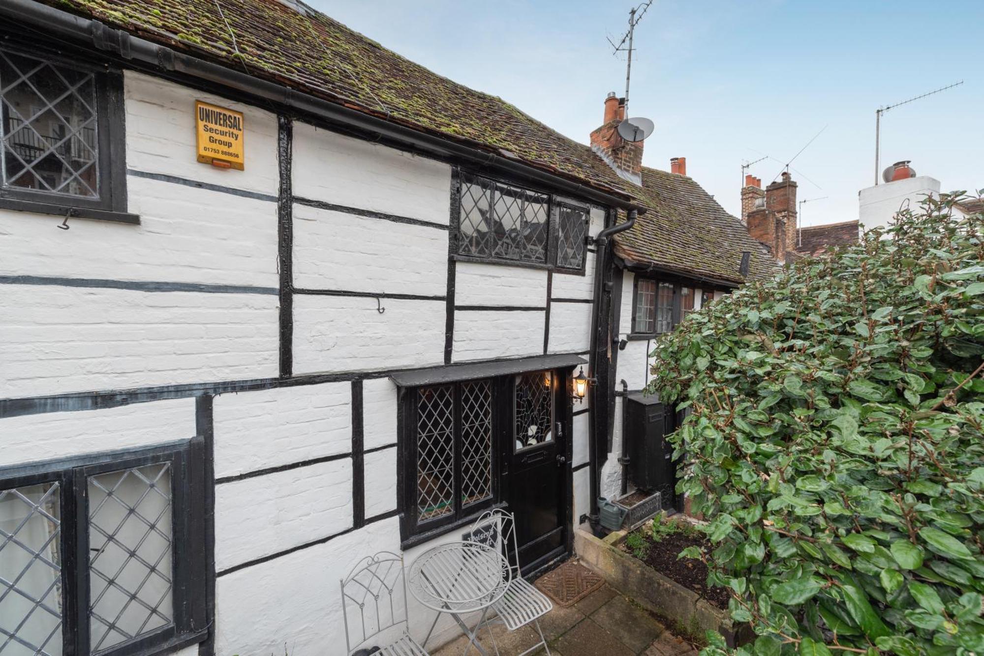 15Th Century Tiny Character Cottage-Henley Centre Extérieur photo