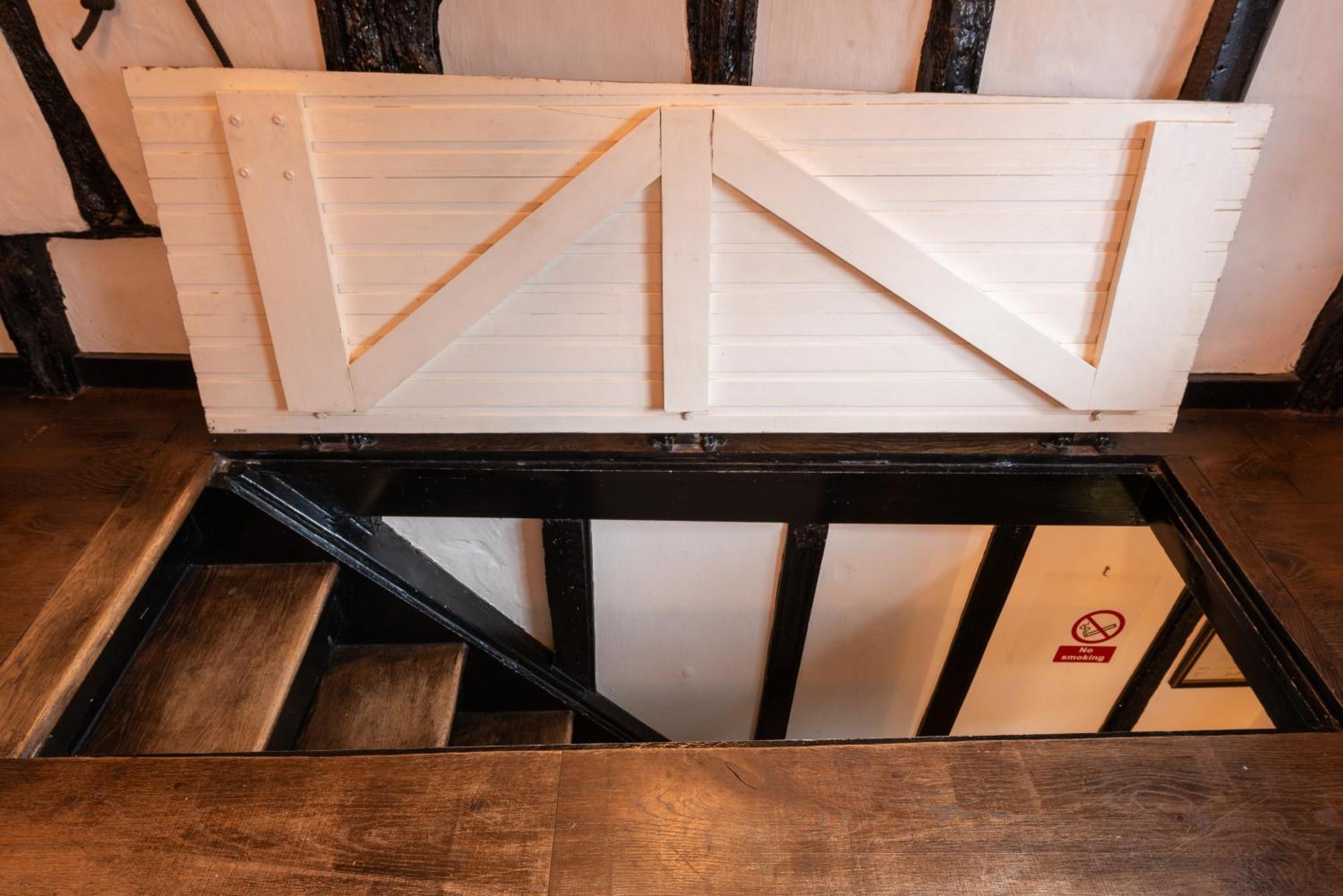 15Th Century Tiny Character Cottage-Henley Centre Extérieur photo